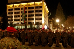 Старозагорци пяха химна на България в знак на признателност пред паметта на загиналите за Свободата_5